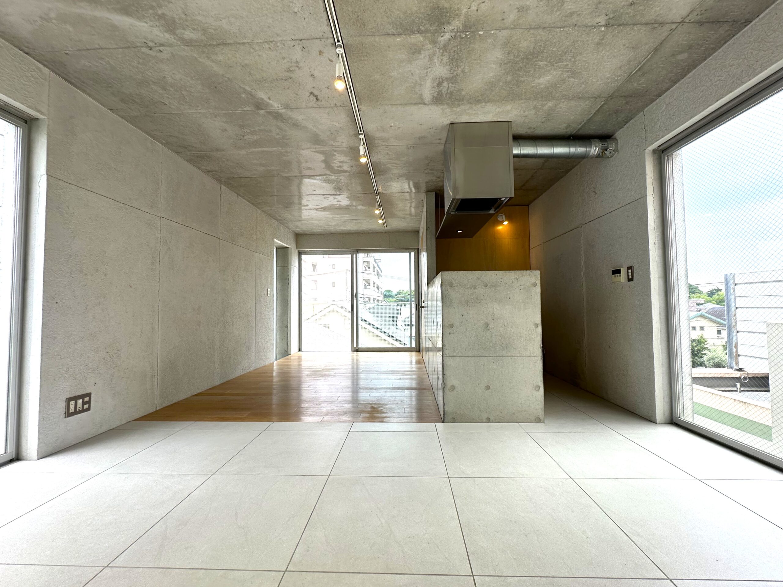 【DECKs3-4F】デックス三鷹