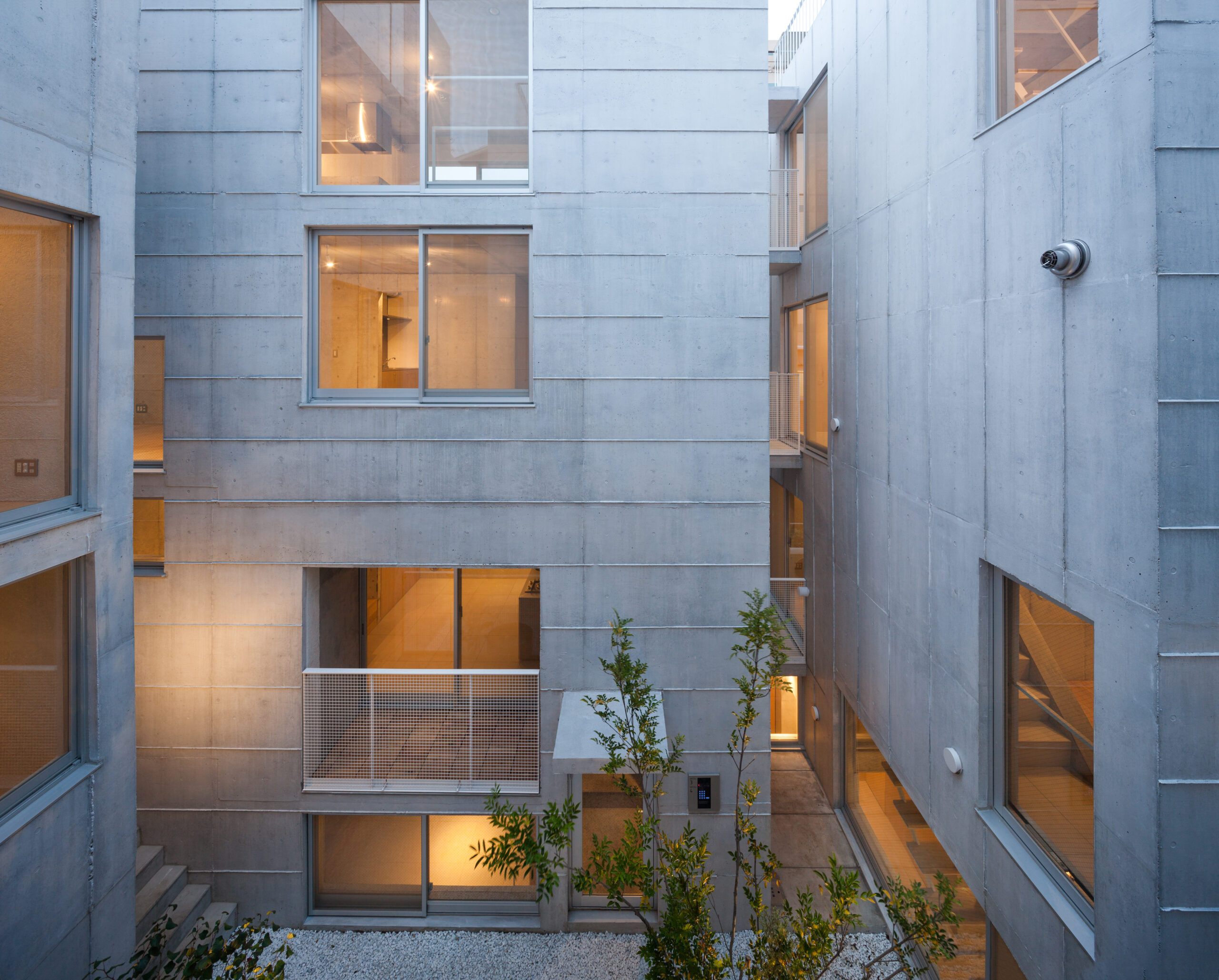 【DECKs3-4F】デックス三鷹